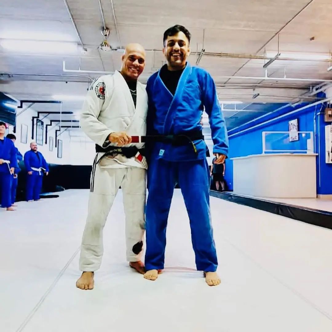 Entrenamiento de Jiu Jitsu en Academia Galera